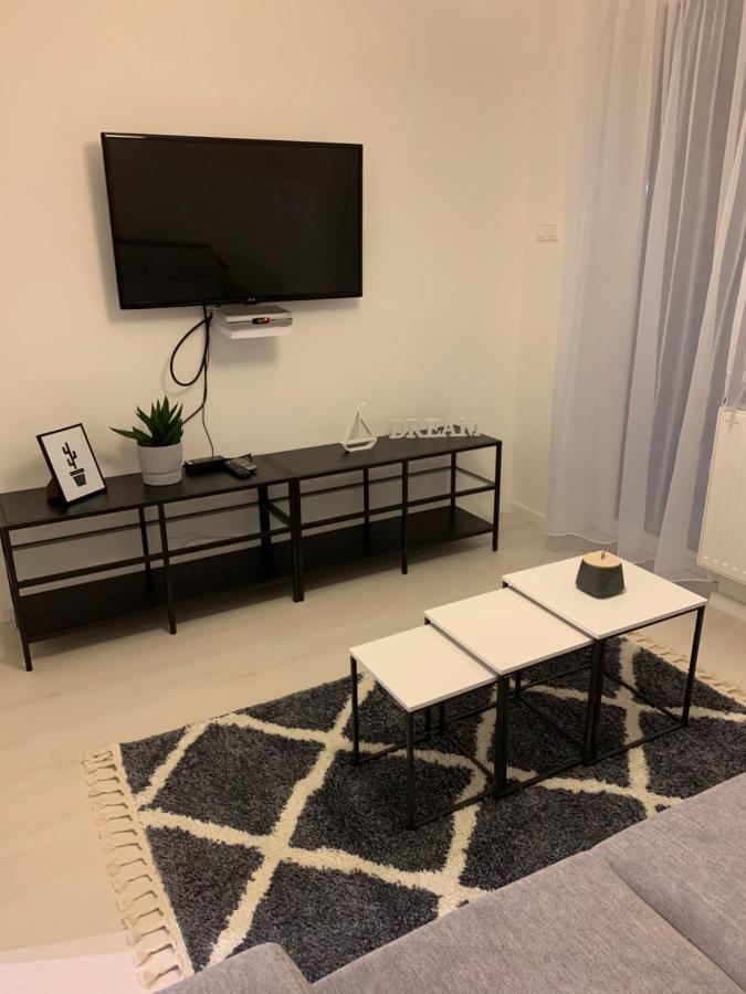 Zenit Apartman Bük Exteriör bild